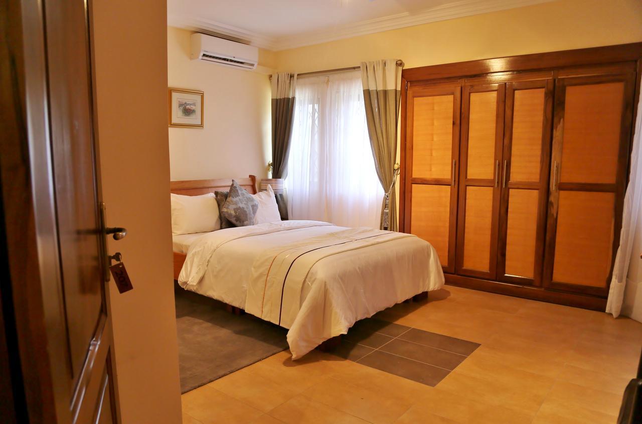 Eden Vale Hotel Ajiringano Kültér fotó