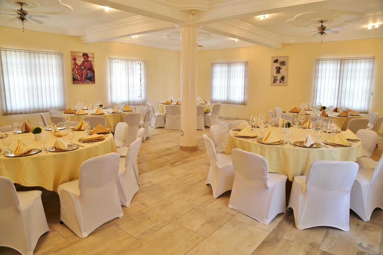 Eden Vale Hotel Ajiringano Kültér fotó