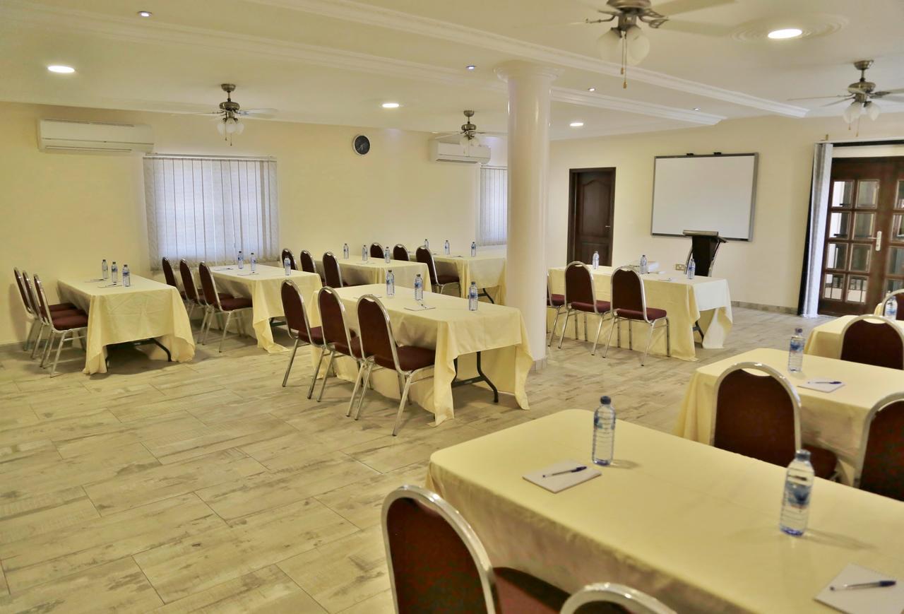 Eden Vale Hotel Ajiringano Kültér fotó