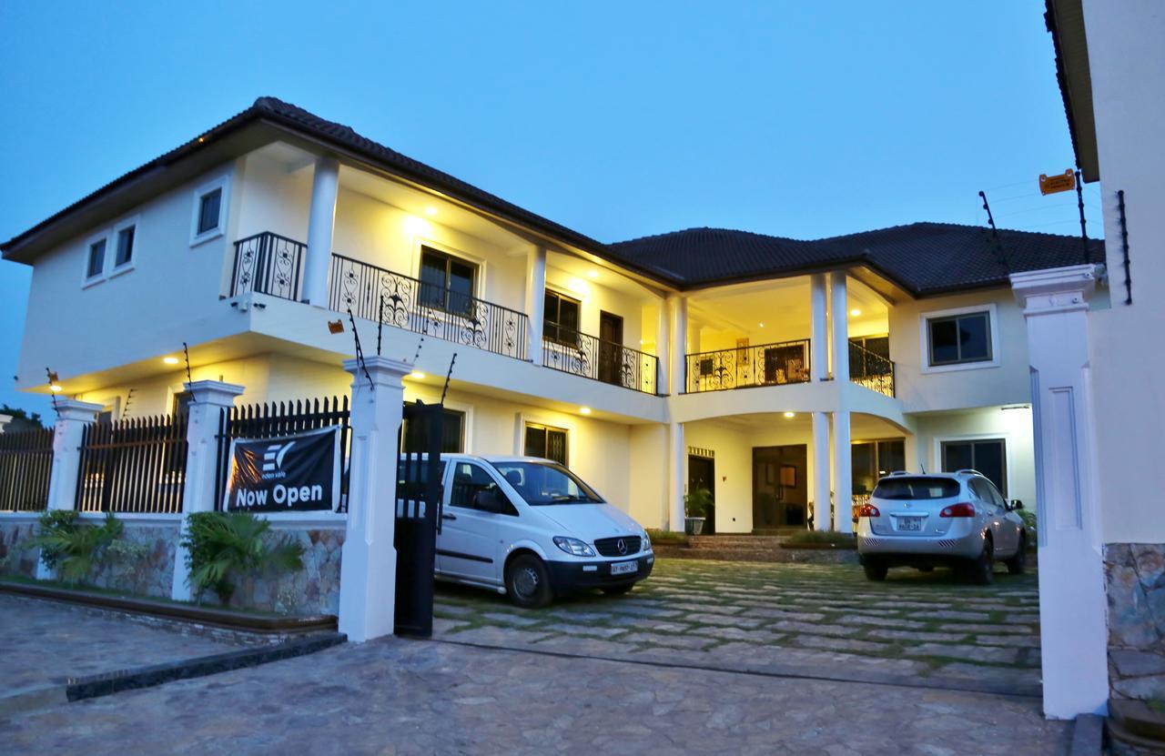 Eden Vale Hotel Ajiringano Kültér fotó