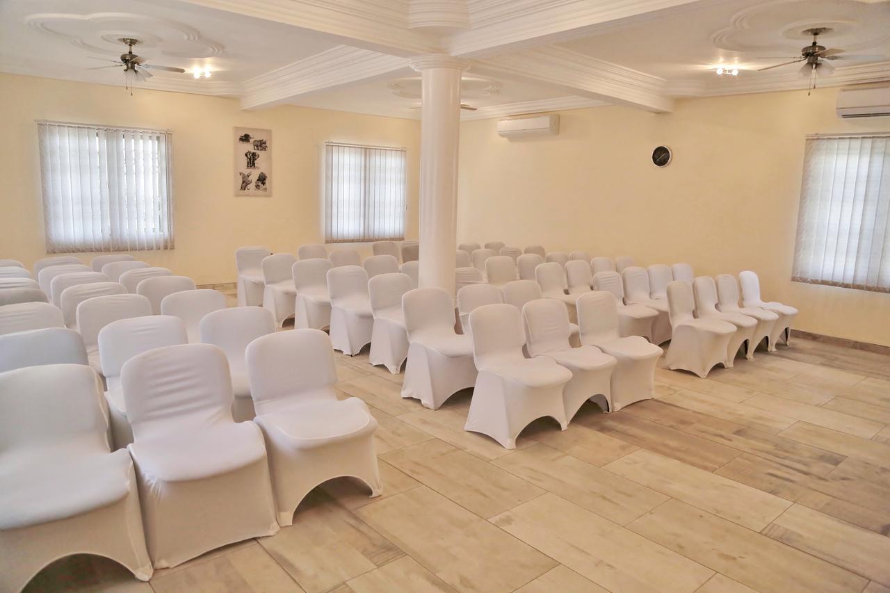 Eden Vale Hotel Ajiringano Kültér fotó