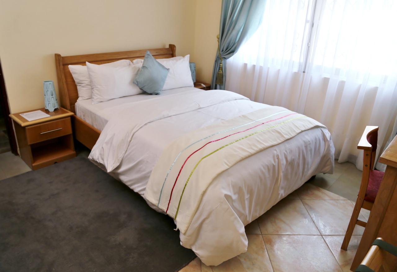 Eden Vale Hotel Ajiringano Kültér fotó