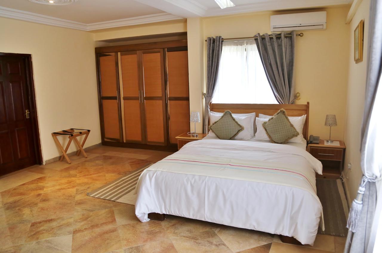 Eden Vale Hotel Ajiringano Kültér fotó
