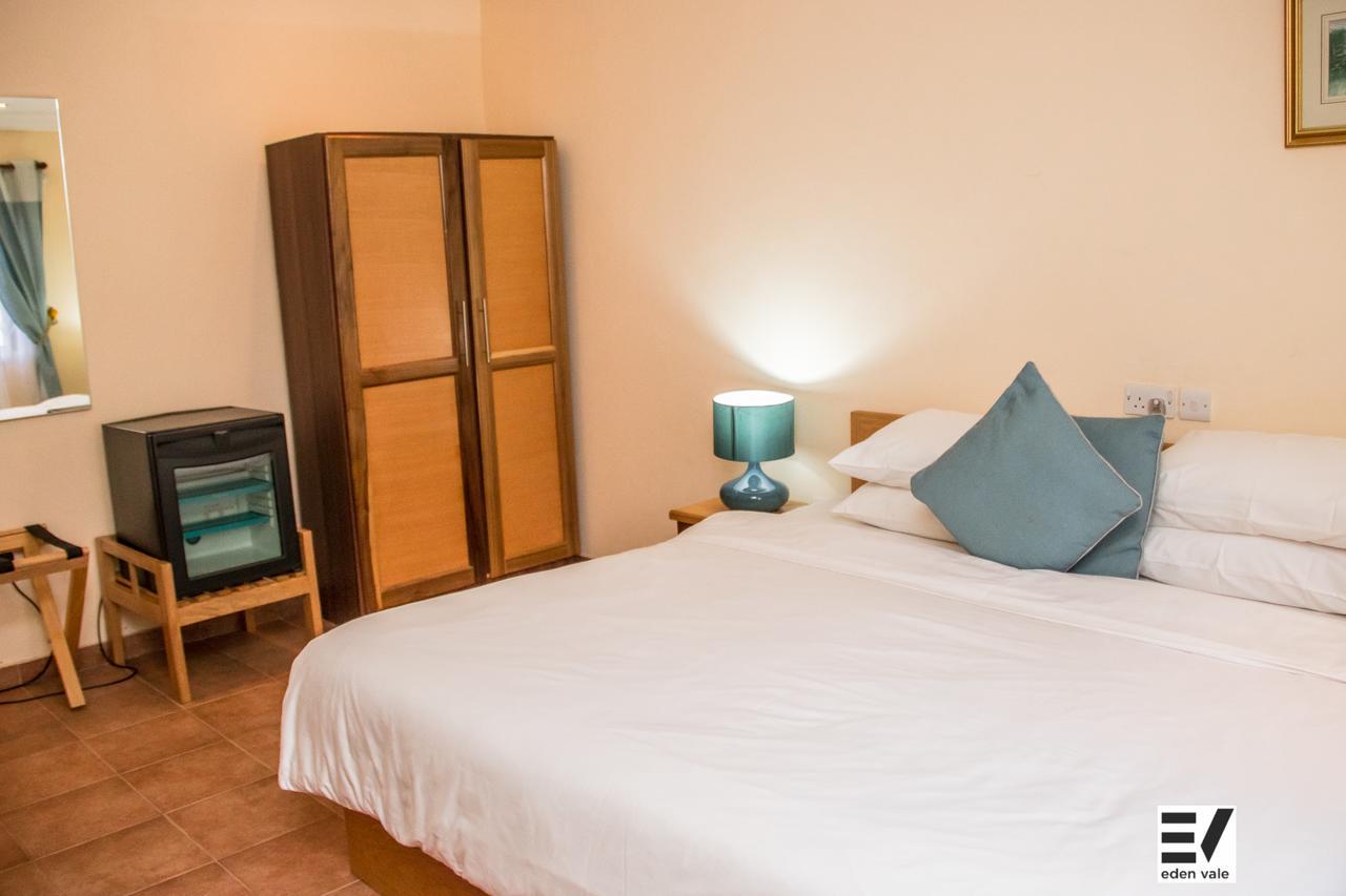 Eden Vale Hotel Ajiringano Kültér fotó